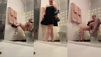 Iwetmyplanties - Power pissing into the shower from the...
