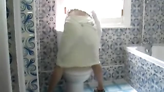 Lotta - Lotta Wets Her Pantys On The Toilet