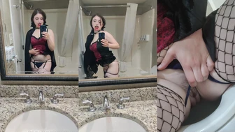 pissmintsalad - I had to pee so bad after my Dracula...