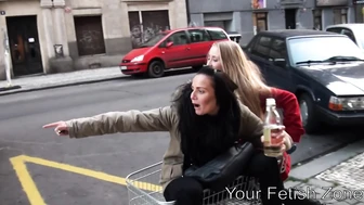 YFZ Bonus - Two girls from the street 01