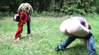 YFZ Bonus - Two Jeansgirls 02
