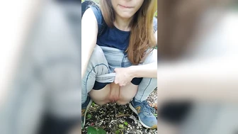 Lily_Slutty - Pissing outdoors. When I didn't find a...