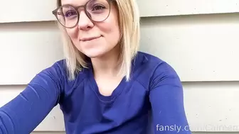 Caireen - Peeing on the porch, watch as it flows and...