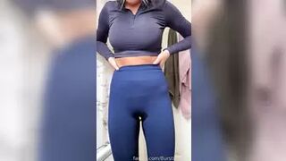 BurstingMeg - Little leggings...