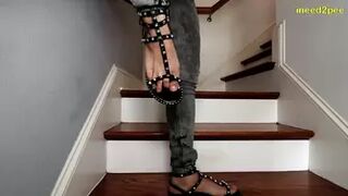 Loosey Lu - Stairs