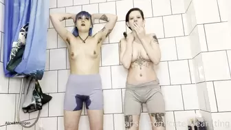 cute_bean_ting - Tight shorts wetting- desperately peeing in...