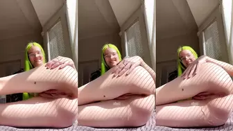 n0miii - VIP I get so turned on getting naked and...