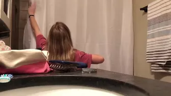 Hiddencam in the bathroom