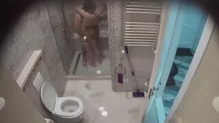 Hiddencam in the bathroom
