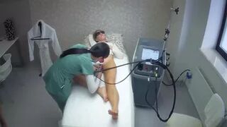 Hiddencam in the cosmetic salon