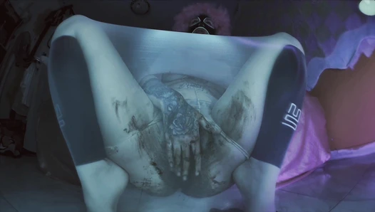 DirtyBetty - Nylon scat ghost?