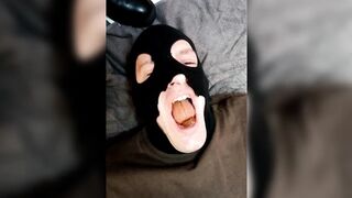 MistressLuciana - Schön die KV Praline lutschen