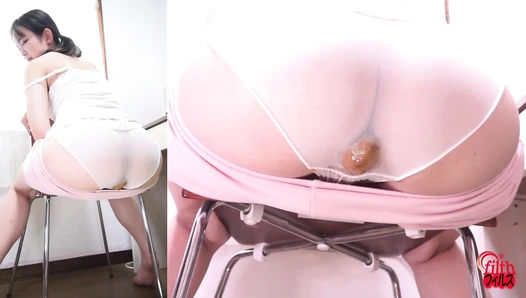 DLFF-686 04 Girls pantypooping: clear poop accumulating in see-through panties.