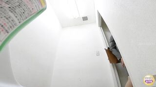 DLSL-638 03 Hidden camera footage of toilet accidental defecation. An excretion scene that left people confused and anxious.