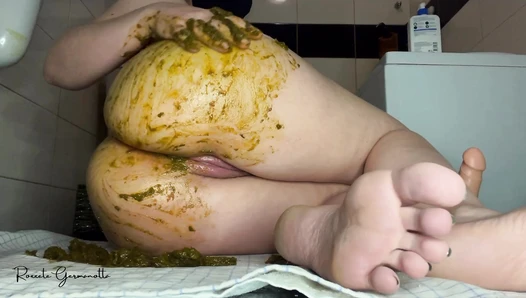 Scat Doll - Dinner is ready. I’m Dinner