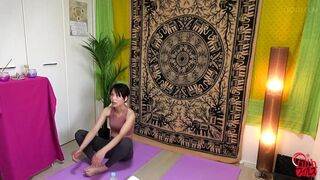 DLFF-684 02 Yoga class: farts and poops.