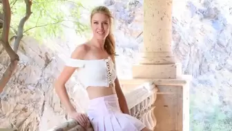 Mazzy Grace - Pissing Scene