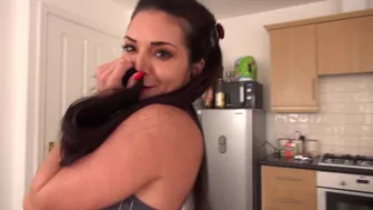 Max - Max Has An Accident