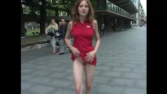 Extreme Public Piss Girls Natasa