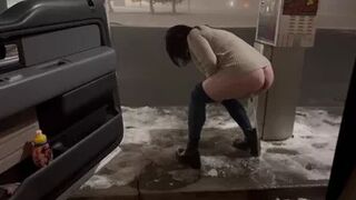 Not_Anna - Desperate Milf Takes Huge Public Piss Behind Gas Station