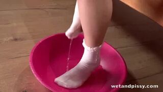 Splash Those Feet