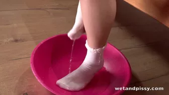 Splash Those Feet