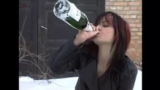 Solo Pee Girls Timmy - Zsanett