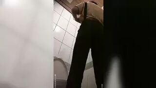 Scenic_Womens_Toilet_5