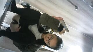 Chinese girls pissing in a milk tea shop 1