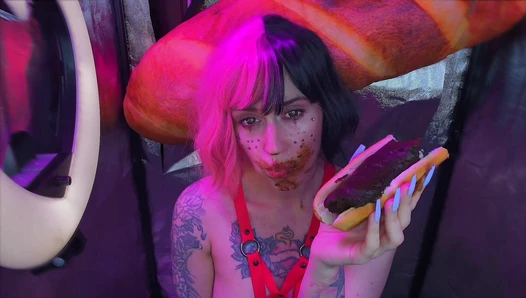 SweetBettyParlour - I Wanna Eat My BIG Turd Sandwich!