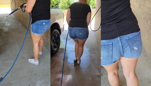 Lexipoo - Shit happens (Lexi’s public messing)