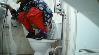 Gas Station Toilet 2022 (120K)