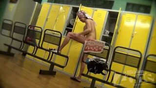 Locker_room_081