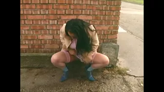 Solo Pee Girls Judy Black