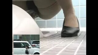 Toilet - Lower Body Fully Exposure I