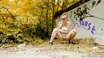 Marianne - Pissing Scene