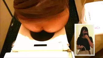 28105439 Taken down Recent multi-tenant building washroom 4 people (1 of them appeared twice)