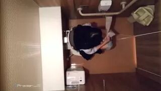 28103770 Completed ☆ Uniform is the best! Hirate  The restroom is similar to Yurina. Ups and chats before entering the room are perfect New notice ants