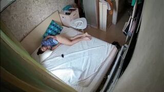 Hidden cam girl masturbates after a hearty breakfas