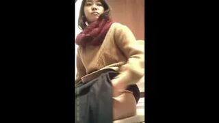 28104314 There is a uniform In front of the camera Ma  Co fully open 4 people [Compound eye washroom voyeur]