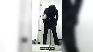 Toilet in the shopping centre 8