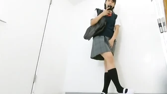 DLEE-431 03 Endurance limit!! Stuck schoolgirl pees 4