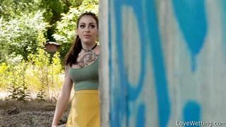 Alia Star - Pissing scene