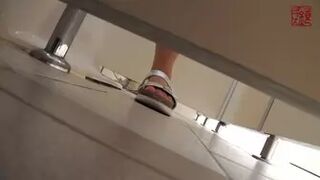 28105636 Non- standard 3? That teen who looks like Kojima? !! ・ ・ ・ [Washroom rush report 118]