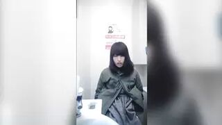 15379826 Toilet beauty 001