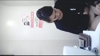 15378209 Uncensored latest work [23 people] Beauty convenience store toilet Part.03