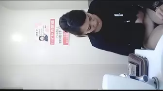 15378209 Uncensored latest work [23 people] Beauty convenience store toilet Part.03