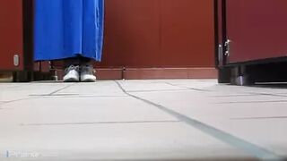 28102407 15 daughters observing Japanese style