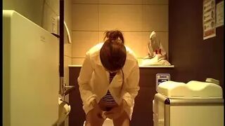 15334739 None) Excretion in a high-quality Western-style toilet Miraculous toilet voyeur