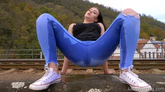 Chloe Bailey - No train today